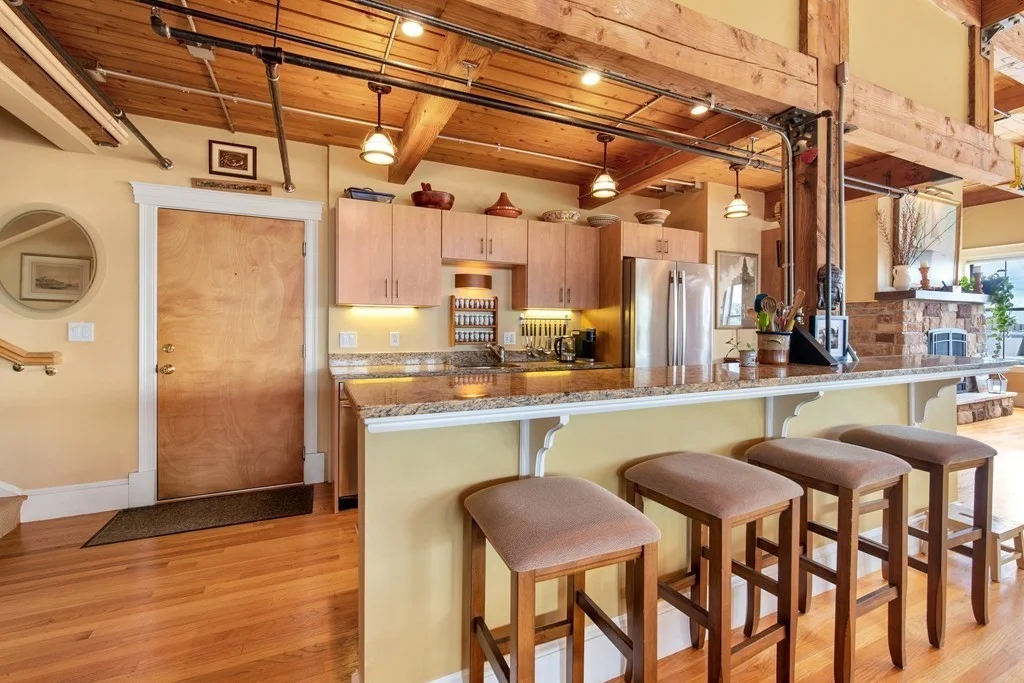 2 bed, 2 bath apartment for rent at 881 E 1st Unit 502, South Boston — photo 9 of 21