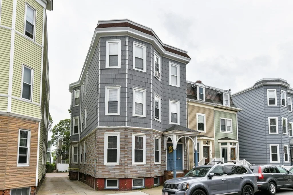 3 bed, 1 bath apartment for rent at 881 E 4th Unit 1, South Boston — photo 14 of 16