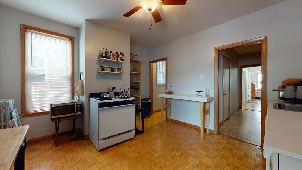 3 bed, 1 bath apartment for rent at 881 E 4th Unit 1, South Boston — photo 6 of 16