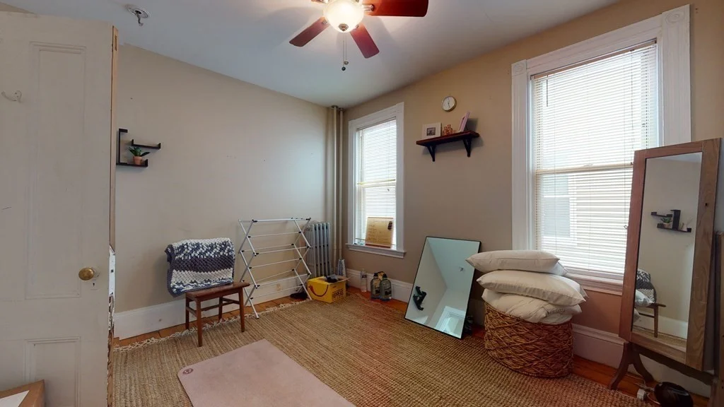 3 bed, 1 bath apartment for rent at 881 E 4th Unit 1, South Boston — photo 9 of 16