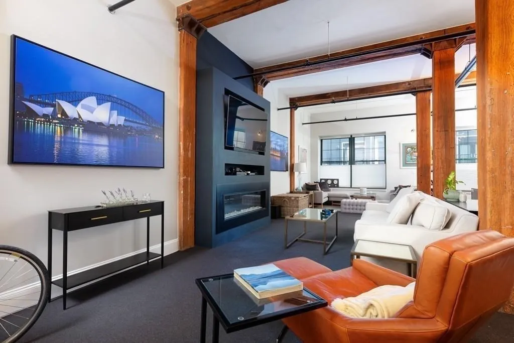 2 bed, 1 bath apartment for rent at 881 E 1st Unit 103, South Boston — photo 3 of 11