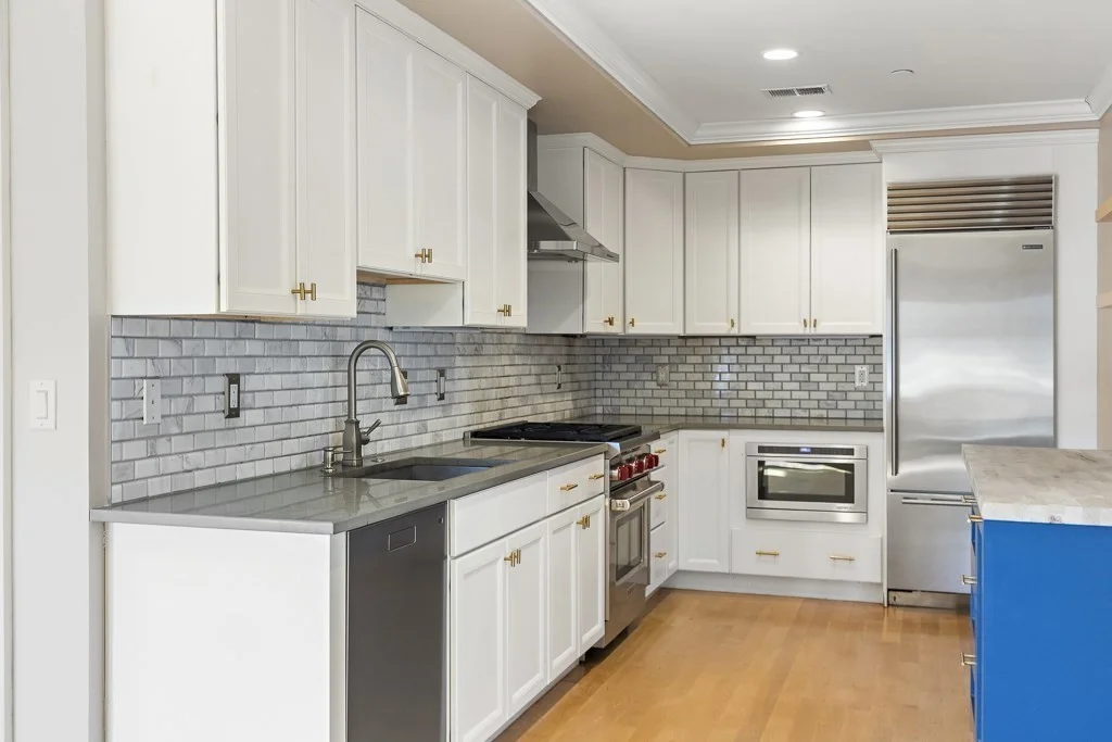 2 bed, 2 bath apartment for rent at 881 East Second St Unit 10, South Boston — photo 2 of 16
