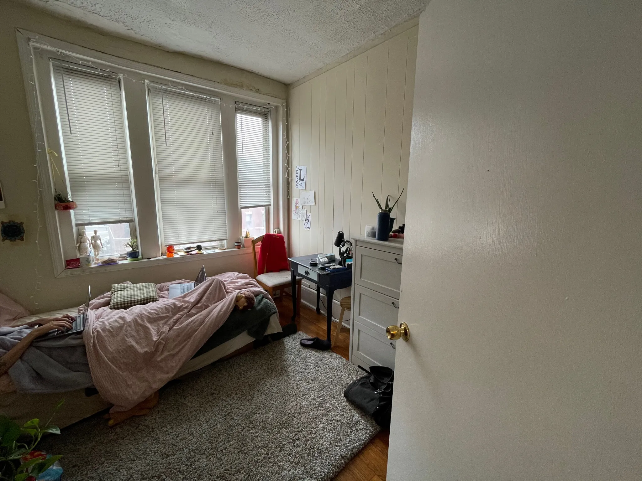 2 bed, 1 bath apartment for rent at 881 Huntington Ave Unit 10, Mission Hill — photo 9 of 13