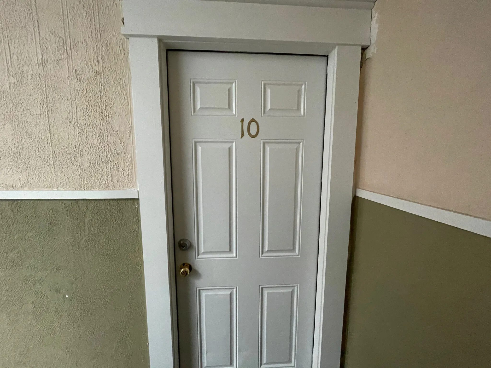 2 bed, 1 bath apartment for rent at 881 Huntington Ave Unit 10, Mission Hill — photo 8 of 13