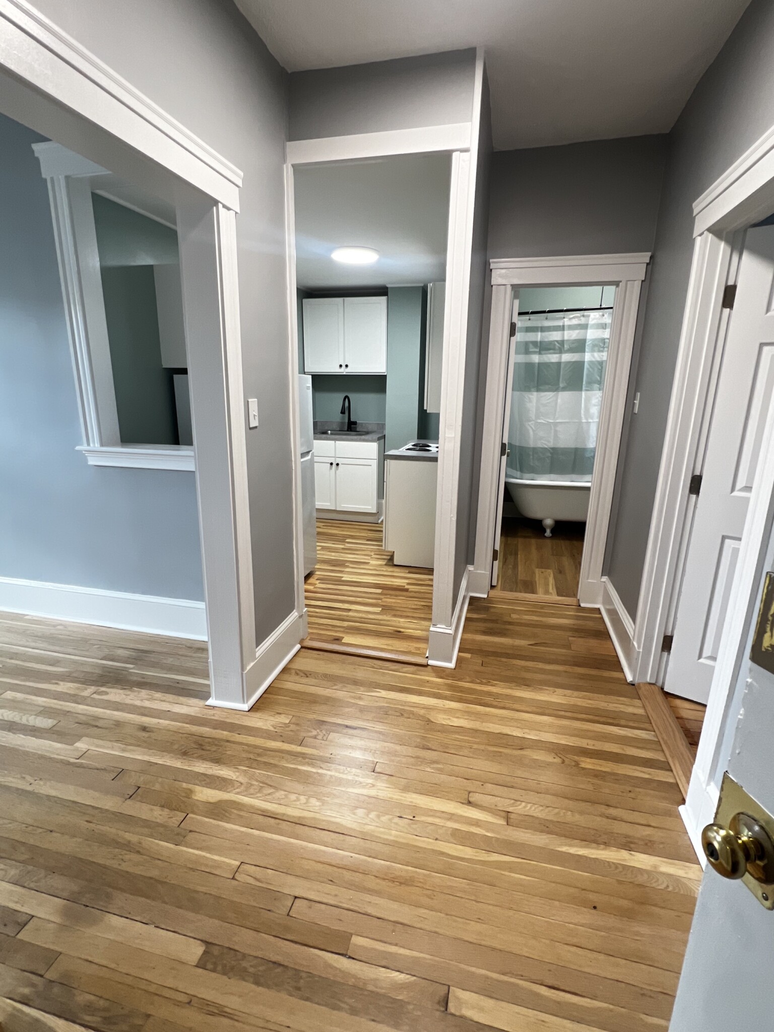 2 bed, 1 bath apartment for rent at 881 Huntington Ave Unit 12R, Mission Hill — photo 2 of 10