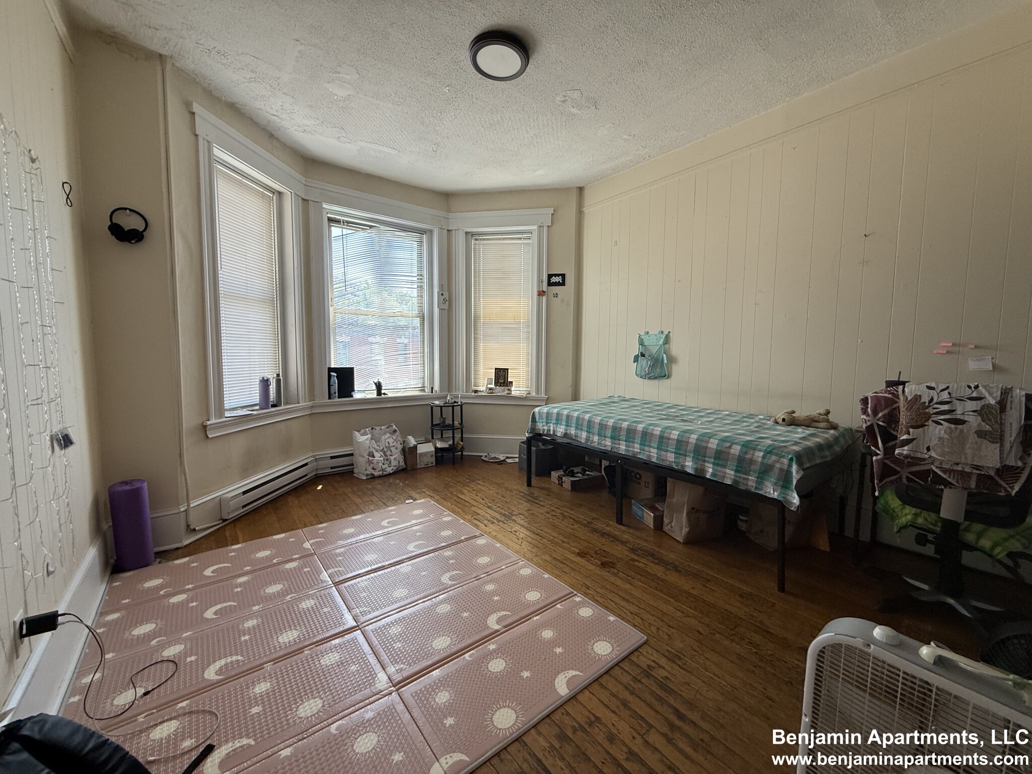2 bed, 1 bath apartment for rent at 881 Huntington Ave Unit 9D, Mission Hill — photo 1 of 9