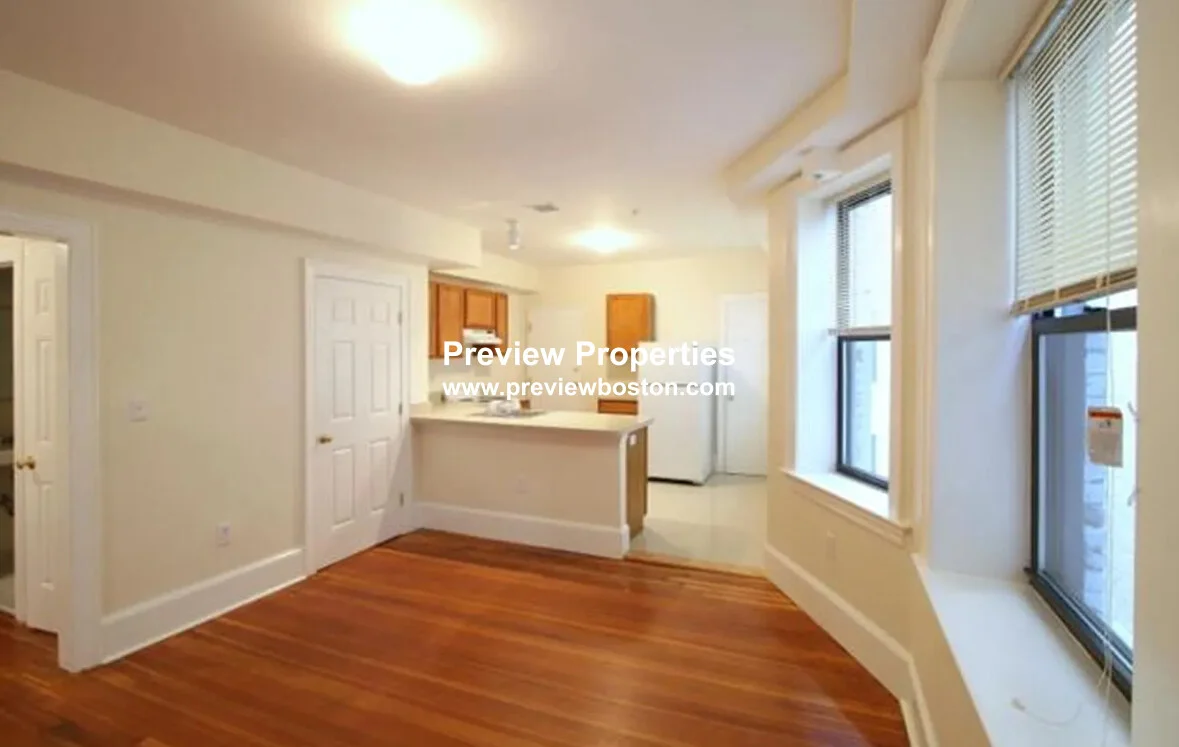 2 bed, 1 bath apartment for rent at 881 Massachusetts Ave Unit 33P, Mid Cambridge — photo 2 of 18