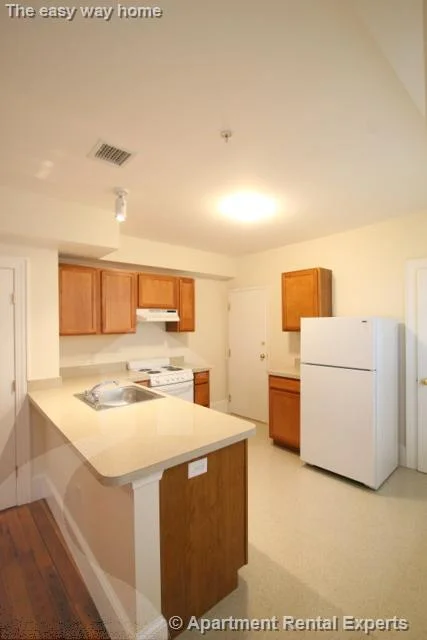 2 bed, 1 bath apartment for rent at 881 Massachusetts Ave Unit 34, Central Square — photo 3 of 16