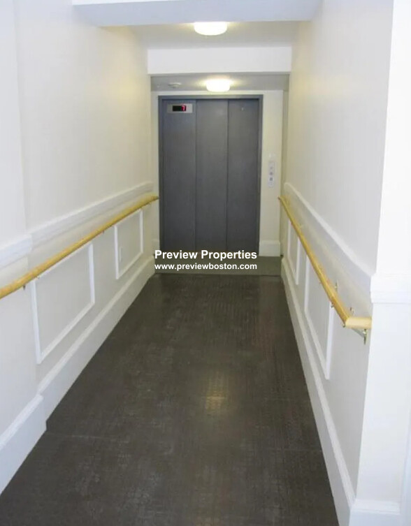 2 bed, 1 bath apartment for rent at 881 Massachusetts Ave Unit 44P, Mid Cambridge — photo 3 of 6