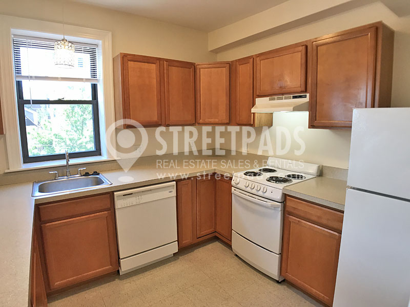 2 bed, 1 bath apartment for rent at 881 Massachusetts Ave Unit 51, Central Square — photo 4 of 38
