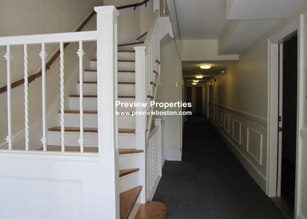 2 bed, 1 bath apartment for rent at 881 Massachusetts Ave Unit 51P, Mid Cambridge — photo 2 of 6