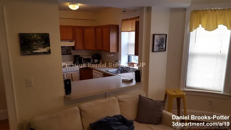 2 bed, 1 bath apartment for rent at 881 Massachusetts Ave Unit 64, Central Square — photo 5 of 8