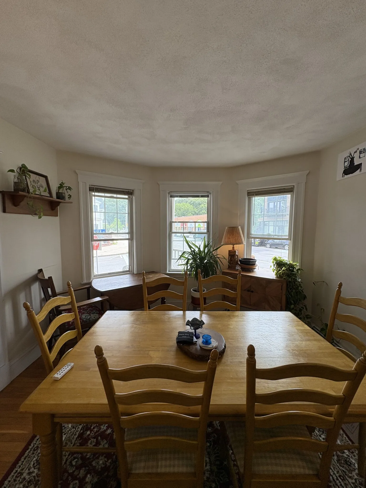 4 bed, 2 bath apartment for rent at 882 Broadway Unit 1, Tufts — photo 5 of 24