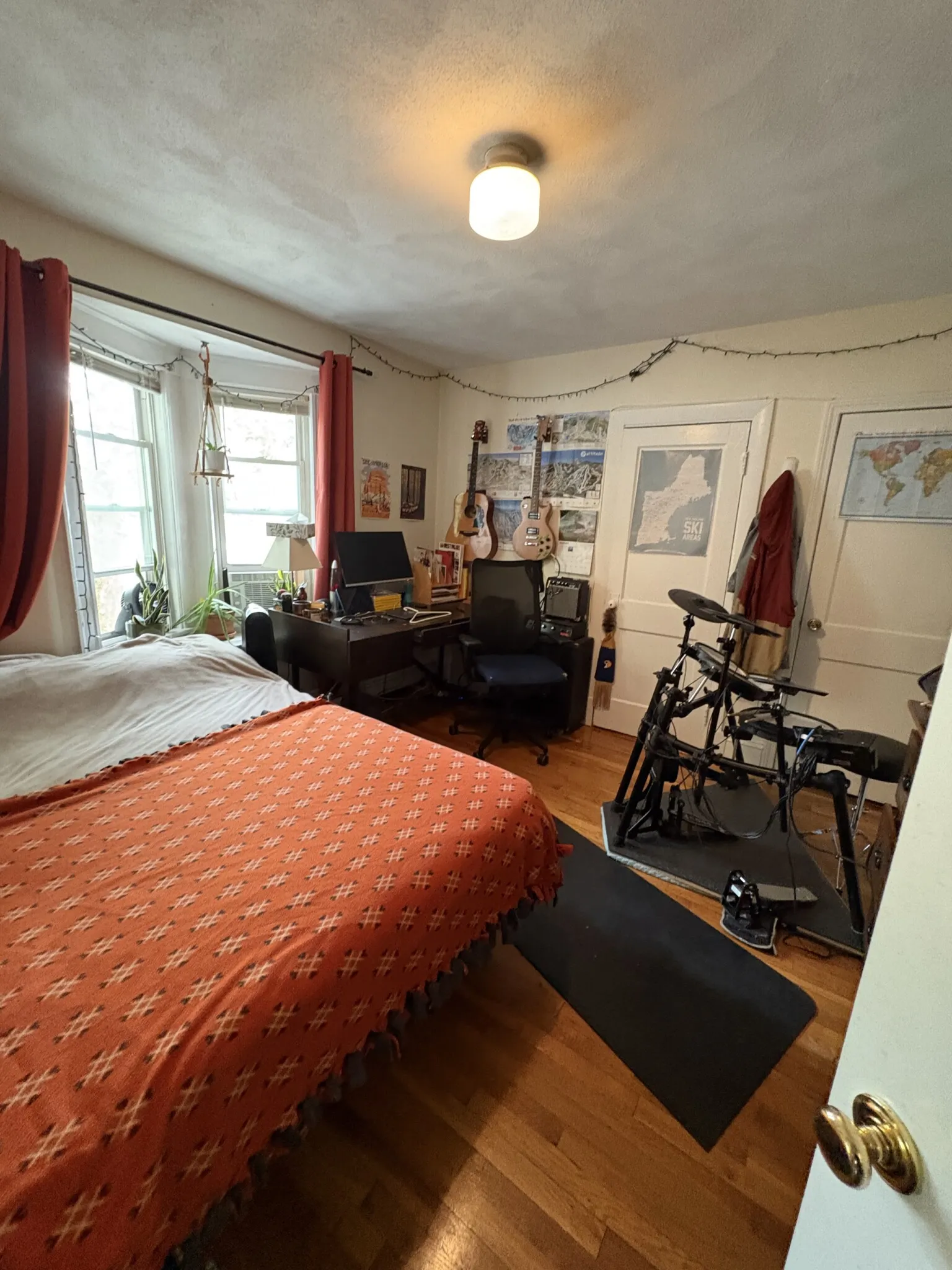 4 bed, 2 bath apartment for rent at 882 Broadway Unit 1, Tufts — photo 7 of 24