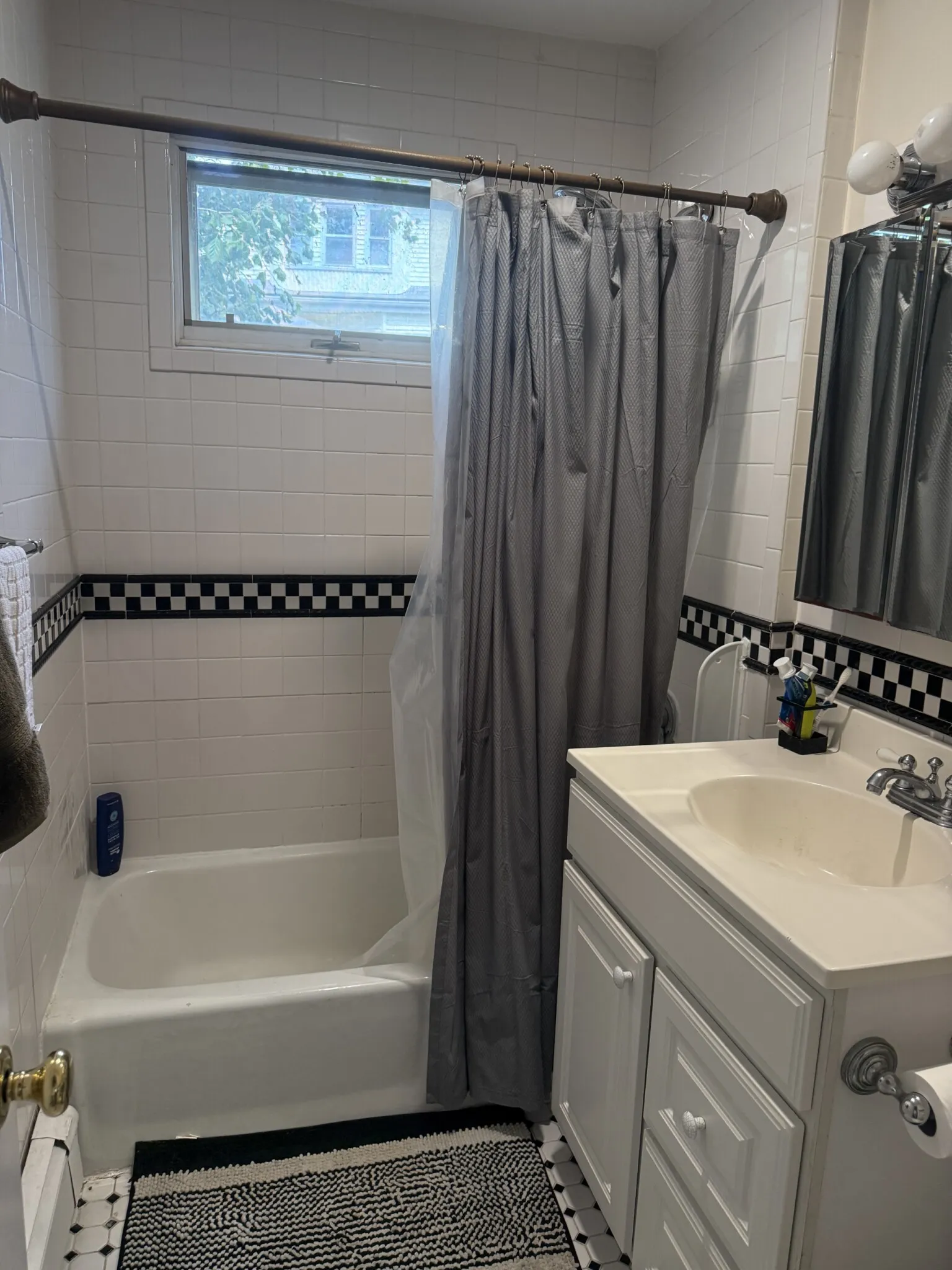 4 bed, 2 bath apartment for rent at 882 Broadway Unit 1, Tufts — photo 12 of 24