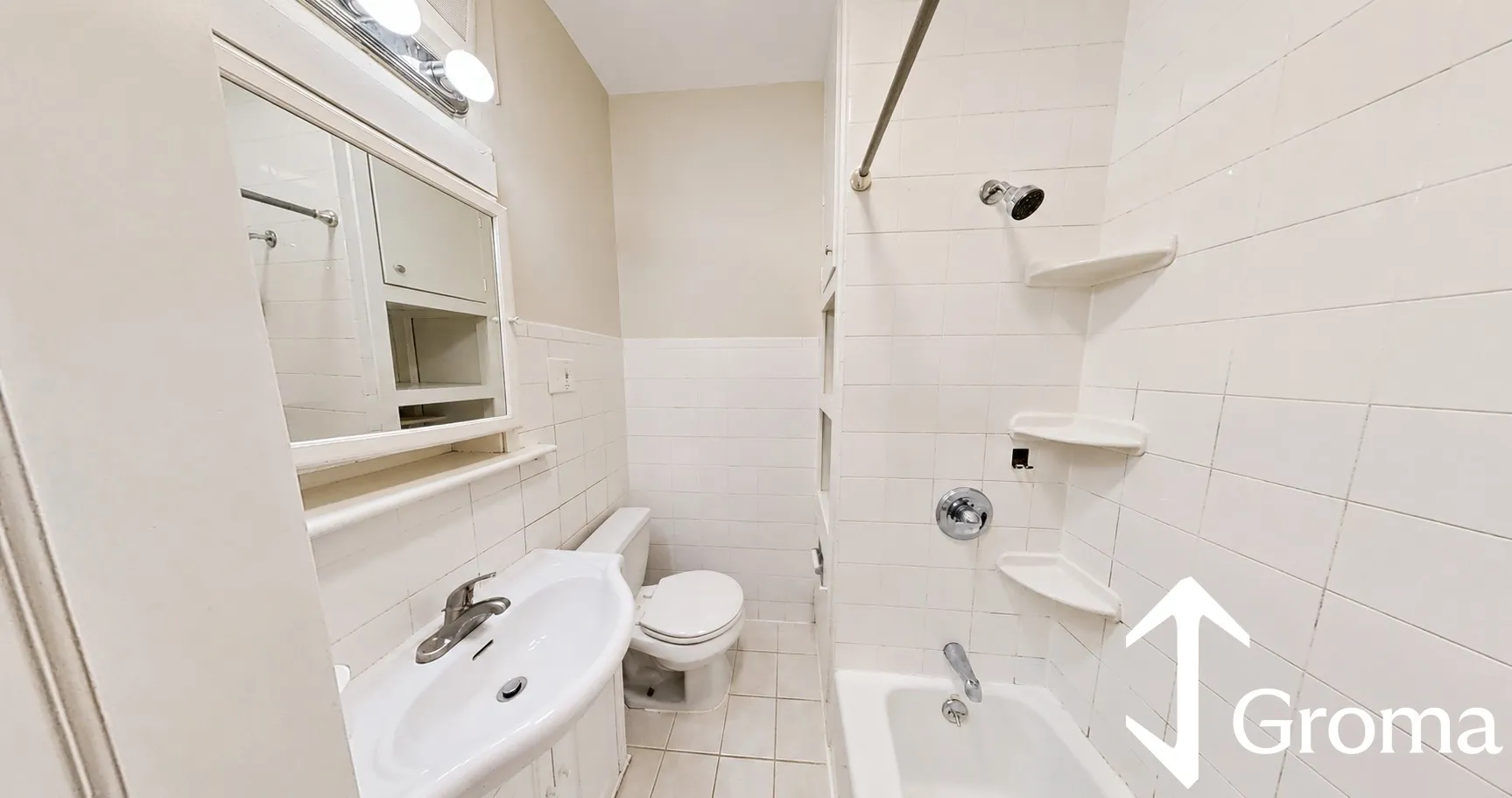 4 bed, 1 bath apartment for rent at 882 Huntington Ave Unit 2, Mission Hill — photo 8 of 17