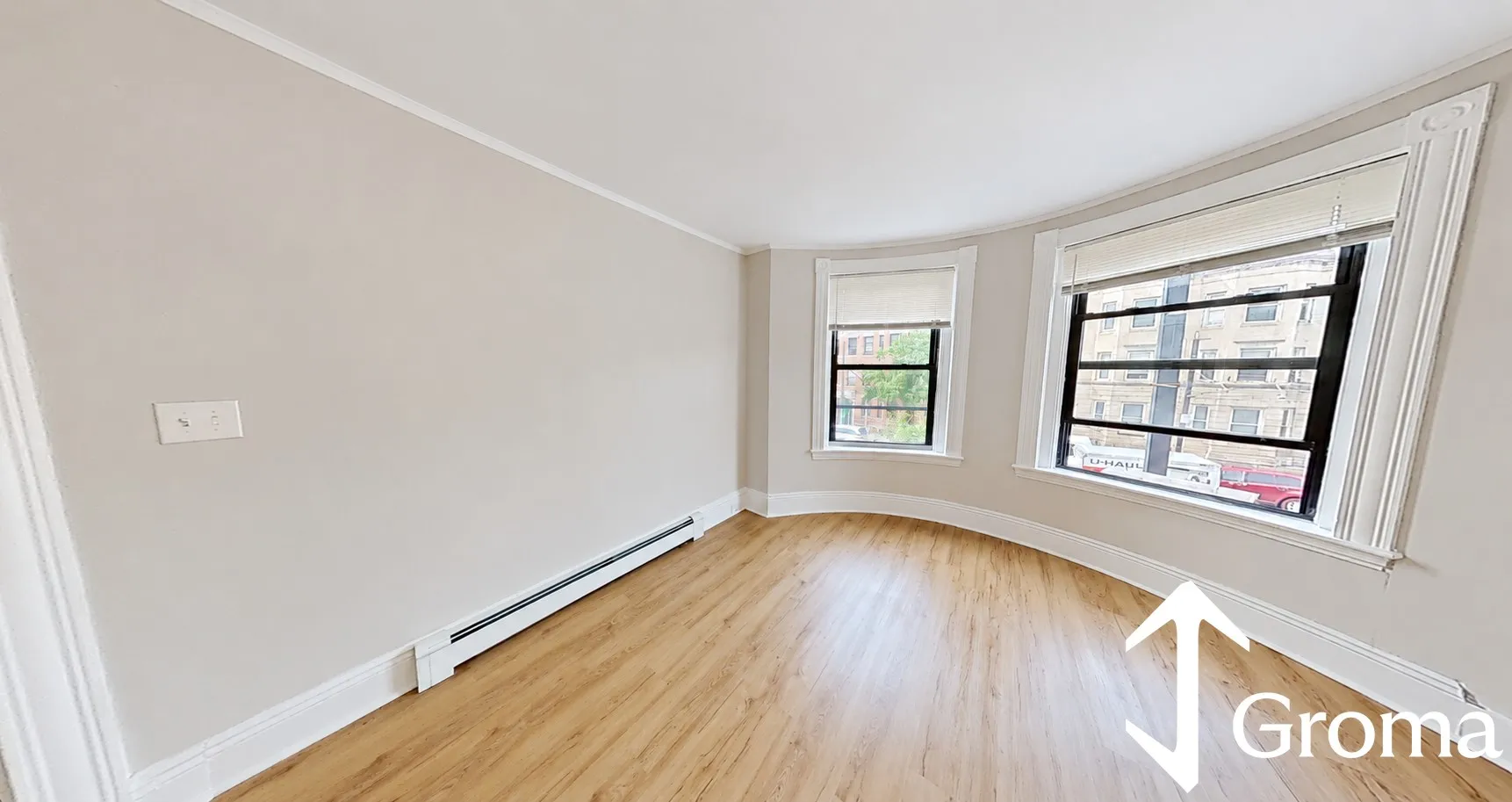 4 bed, 1 bath apartment for rent at 882 Huntington Ave Unit 2, Mission Hill — photo 3 of 17