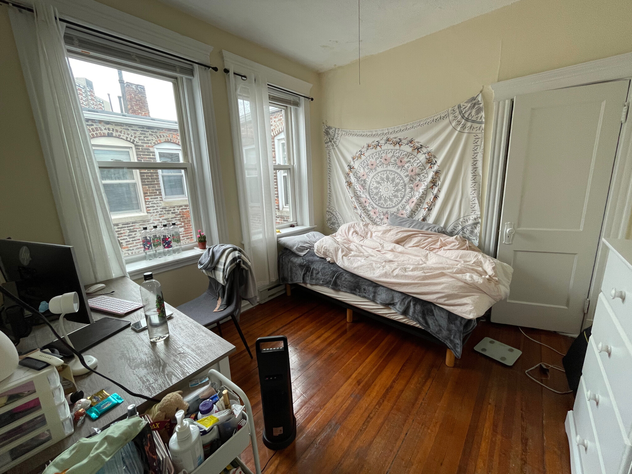 2 bed, 1 bath apartment for rent at 883 Huntington Ave Unit 12R, Mission Hill — photo 1 of 5