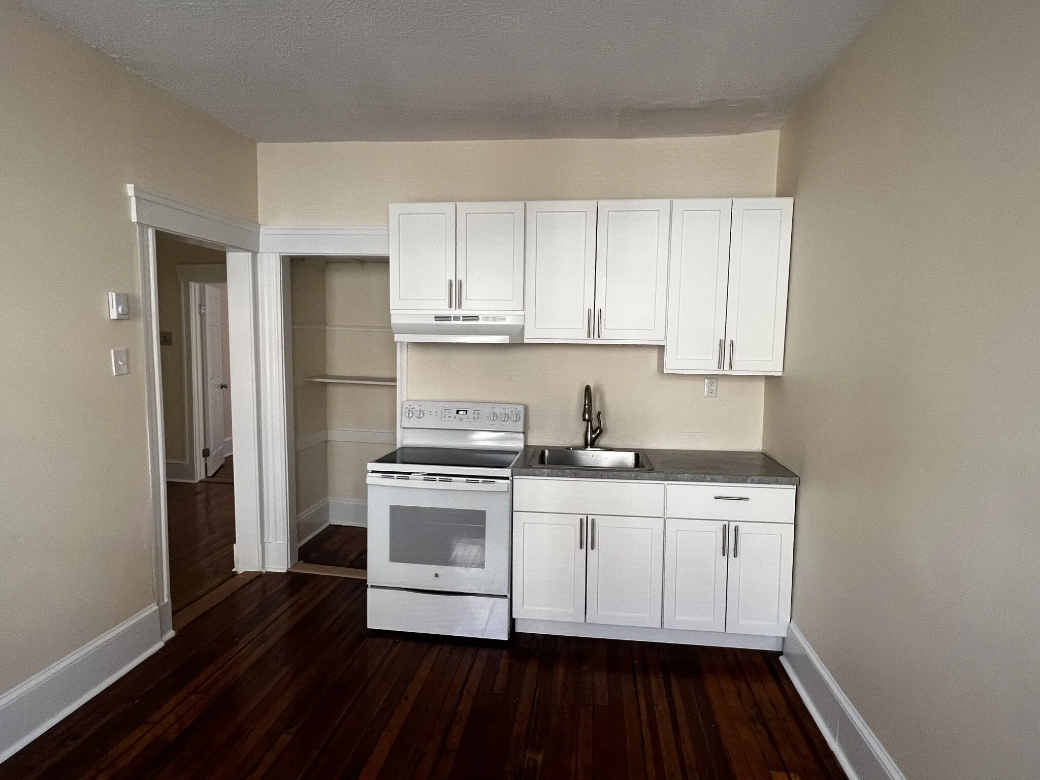 2 bed, 1 bath apartment for rent at 883 Huntington Ave Unit 7, Mission Hill — photo 3 of 15