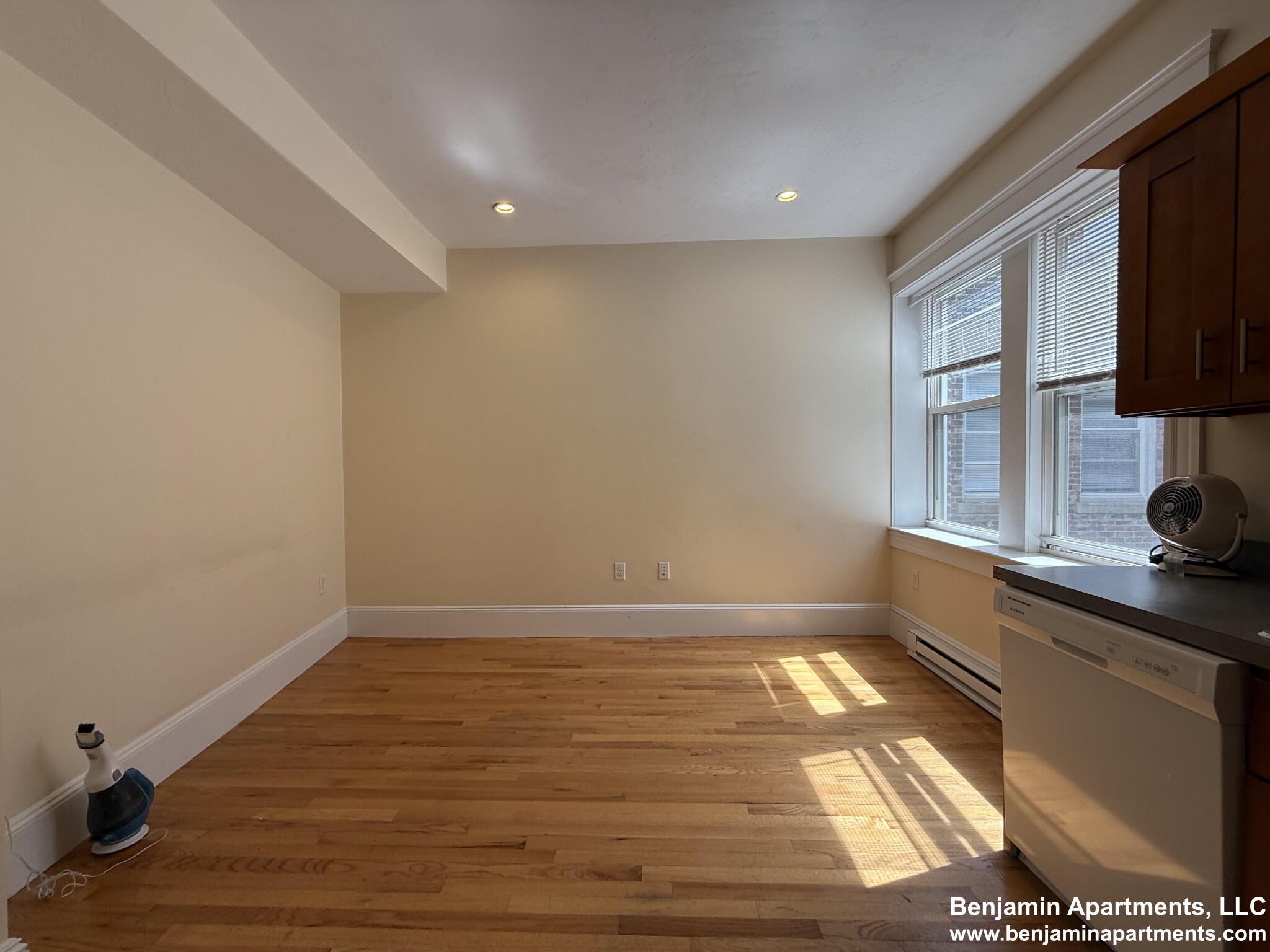 2 bed, 1 bath apartment for rent at 883 Huntington Ave Unit 8C, Mission Hill — photo 5 of 13
