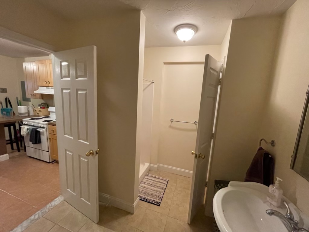 1 bed, 1 bath apartment for rent at 883 Huntington Ave Unit G-3, Mission Hill — photo 4 of 10
