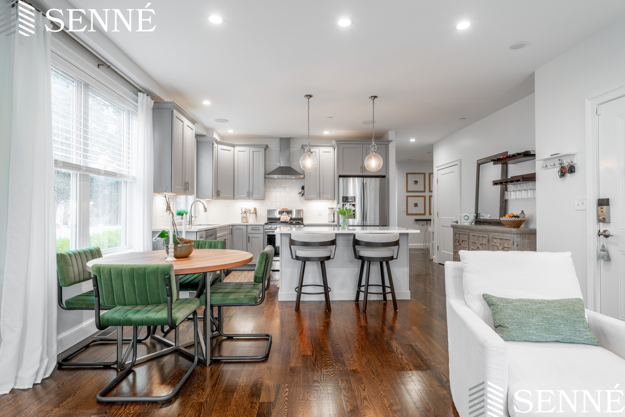 3 bed, 2 bath apartment for rent at 884 Adams St Unit 1, Dorchester — photo 4 of 18