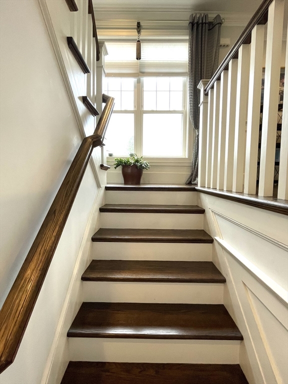 4 bed, 3 bath apartment for rent at 884 Chestnut St Unit 884, Waban — photo 12 of 25