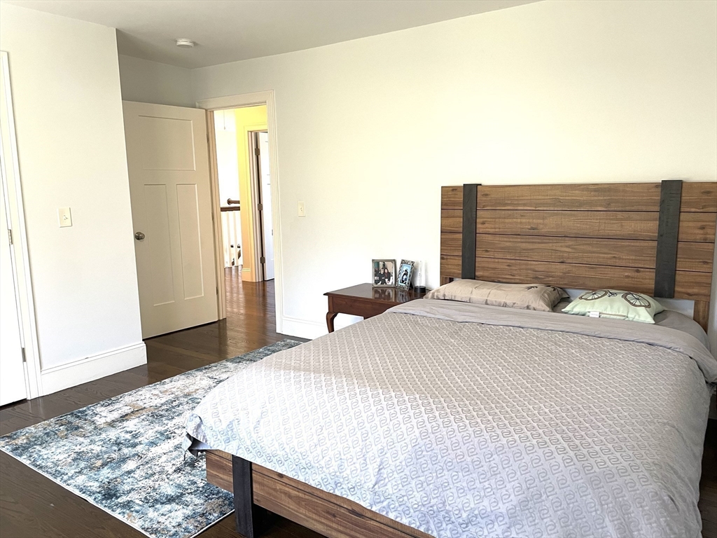 4 bed, 3 bath apartment for rent at 884 Chestnut St Unit 884, Waban — photo 17 of 25