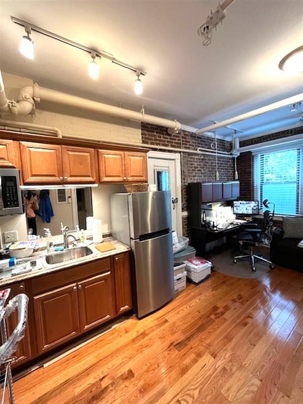 Studio bed, 1 bath apartment for rent at 884 Massachusetts Ave Unit 14, Riverside