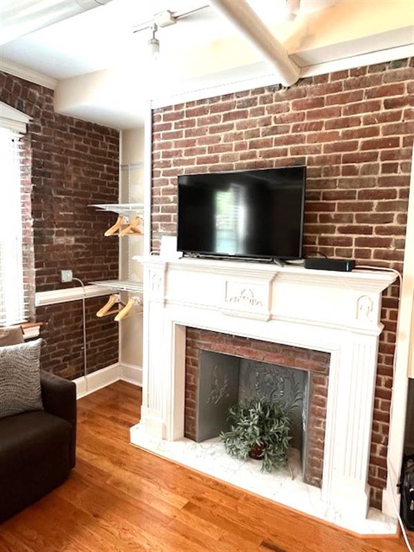 Studio bed, 1 bath apartment for rent at 884 Massachusetts Ave Unit 14, Riverside — photo 4 of 14