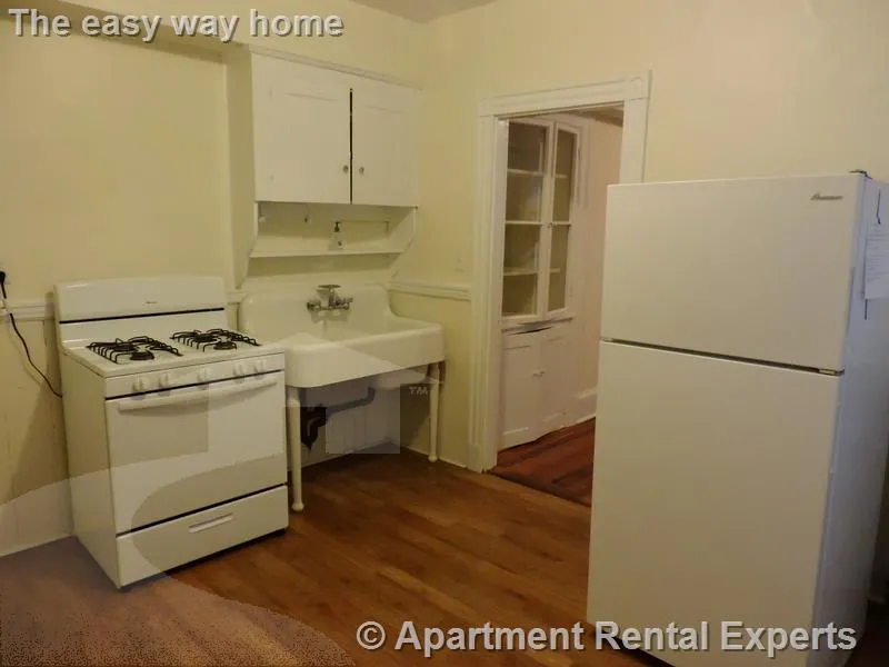 2 bed, 1 bath apartment for rent at 885 Massachusetts Ave Unit 8, Central Square — photo 9 of 11
