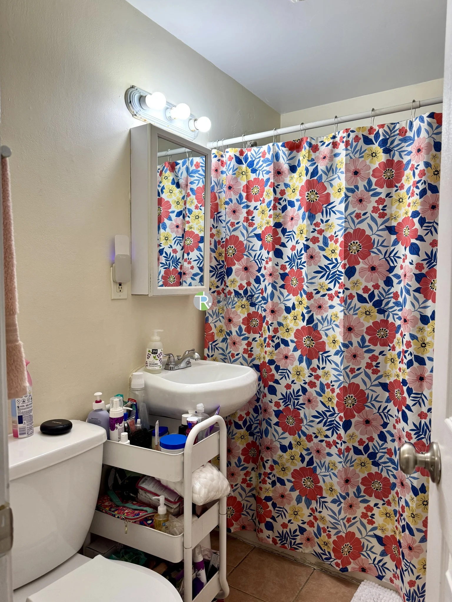 2 bed, 1 bath apartment for rent at 886 Huntington Ave Unit 5, Mission Hill — photo 8 of 11