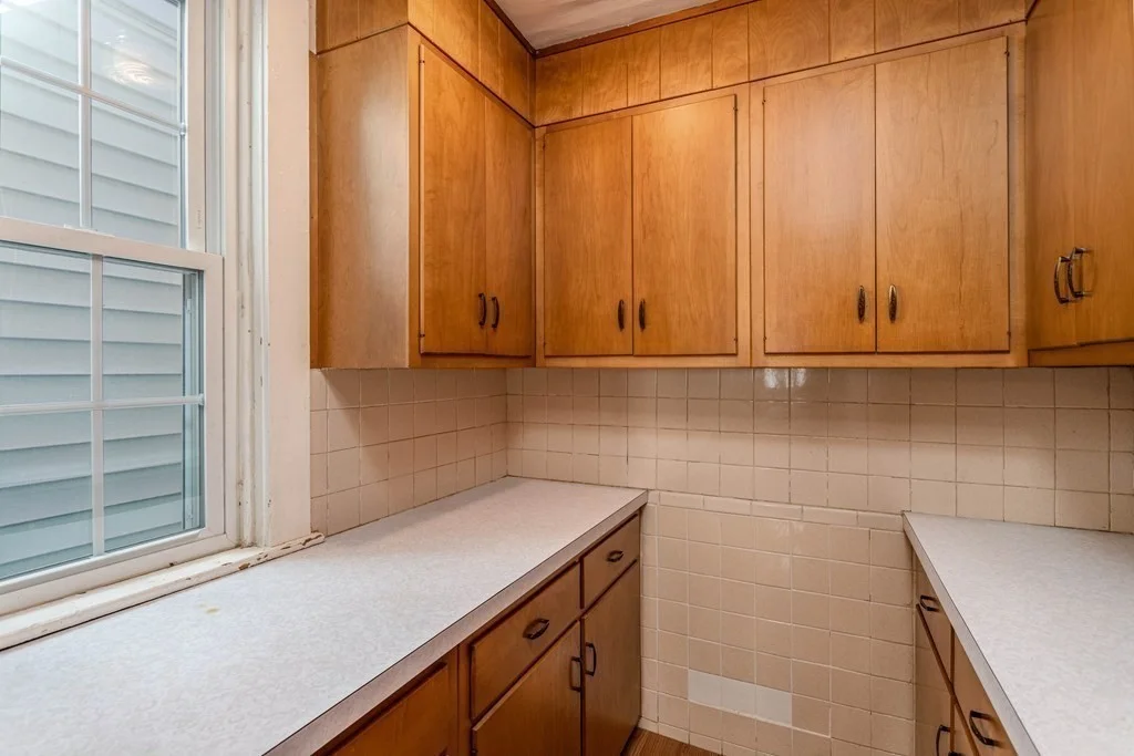 1 bed, 1 bath apartment for rent at 886 Main St Unit 2, Fitchburg — photo 10 of 12