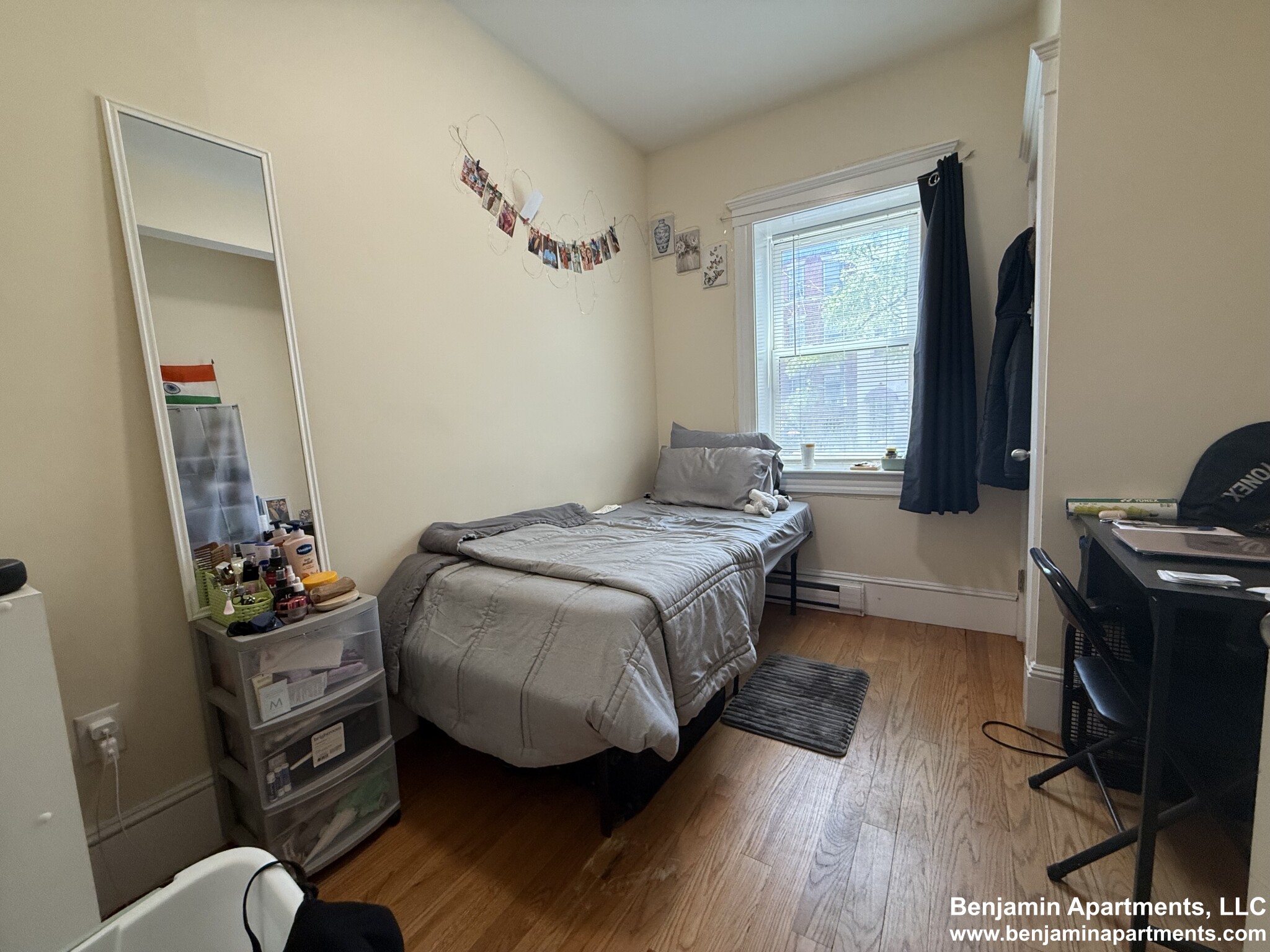 4 bed, 2 bath apartment for rent at 887 Huntington Ave Unit 1F, Mission Hill — photo 1 of 9