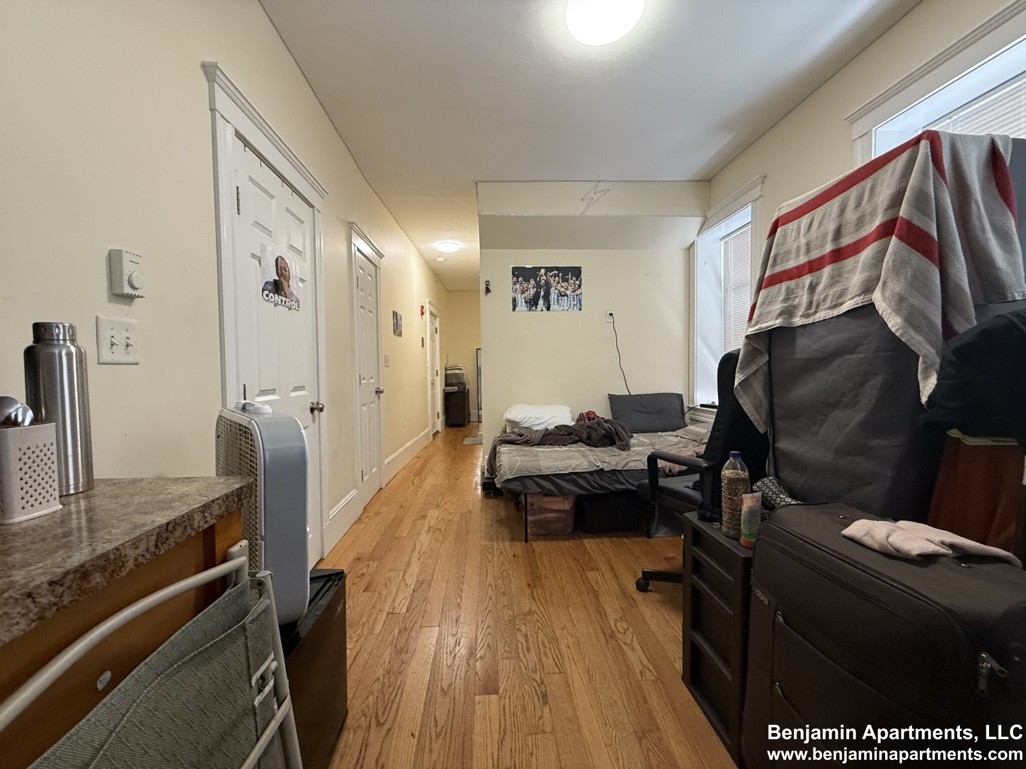 4 bed, 2 bath apartment for rent at 887 Huntington Ave Unit 1F, Mission Hill — photo 6 of 9