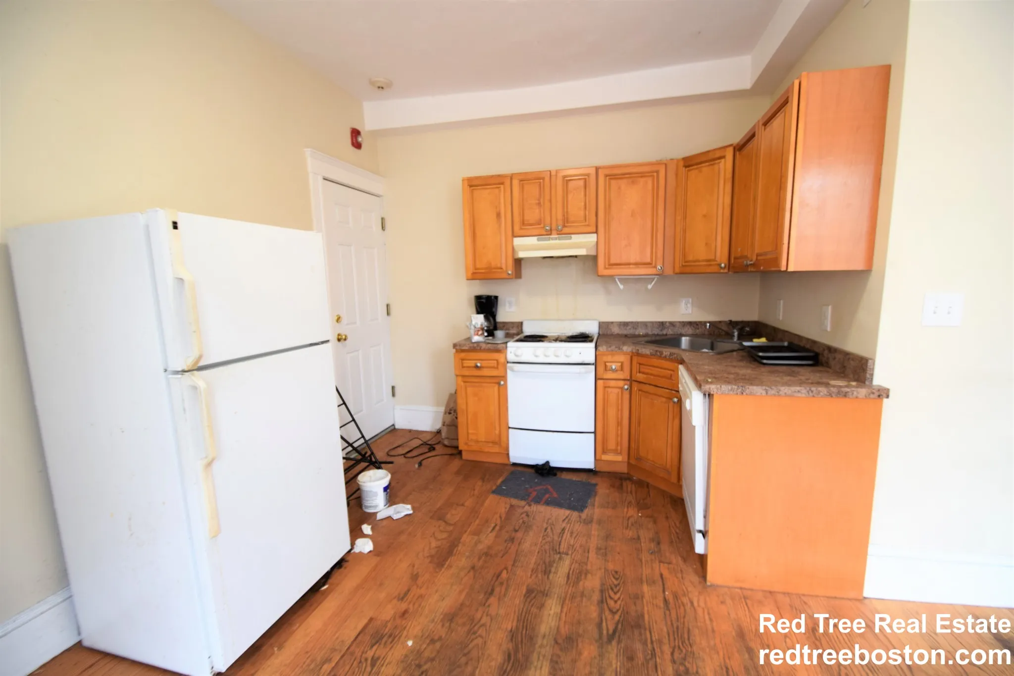 4 bed, 2 bath apartment for rent at 887 Huntington Ave Unit 3, Mission Hill — photo 7 of 26