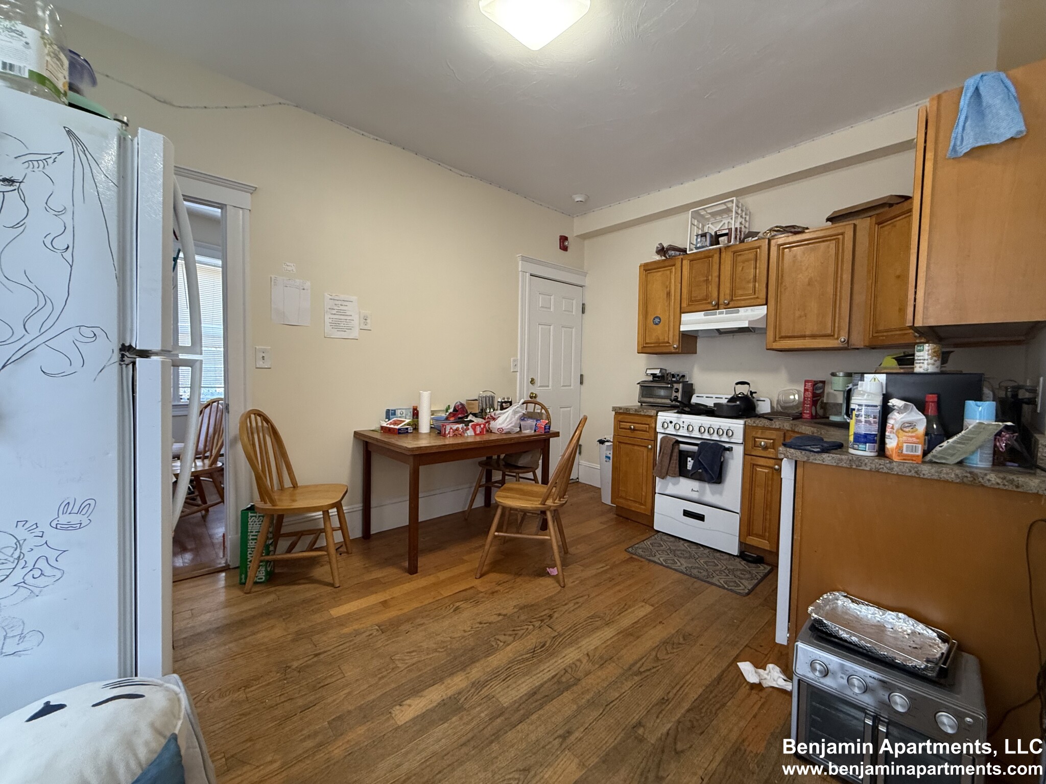 4 bed, 2 bath apartment for rent at 887 Huntington Ave Unit 5C, Mission Hill — photo 6 of 10