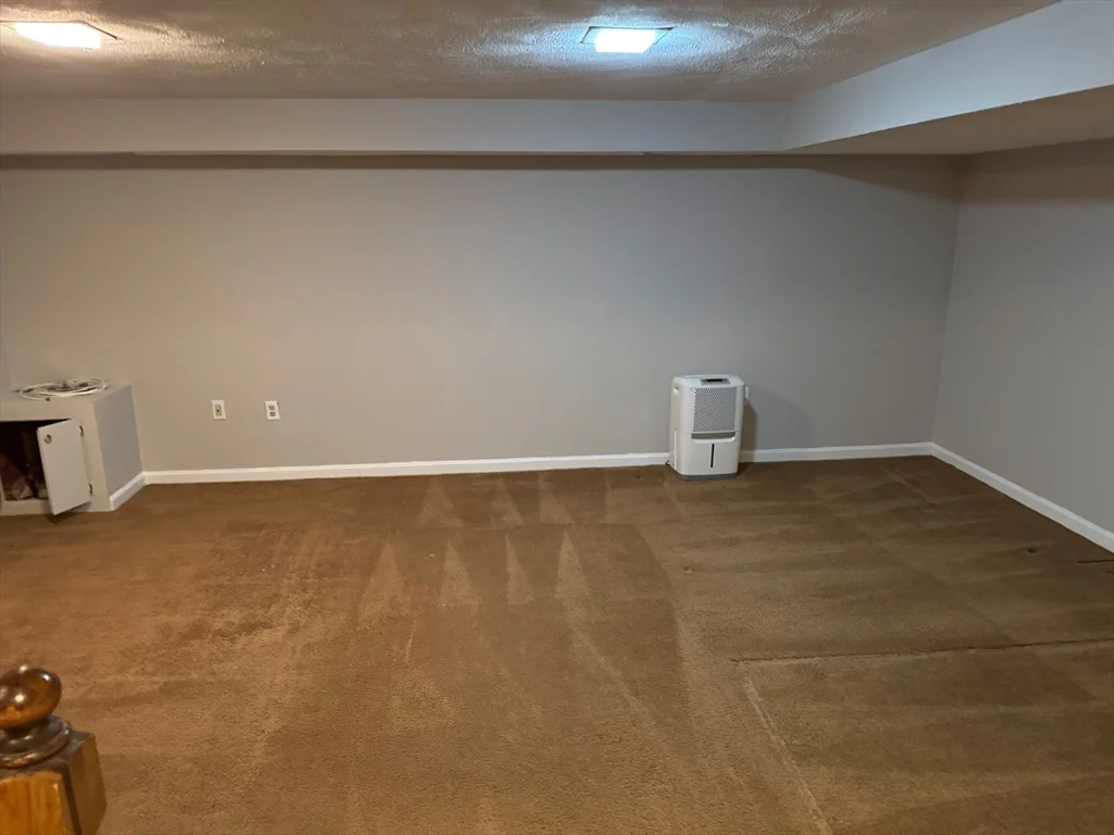 2 bed, 1 bath apartment for rent at 887 Wellman Ave Unit 887, Chelmsford — photo 15 of 17