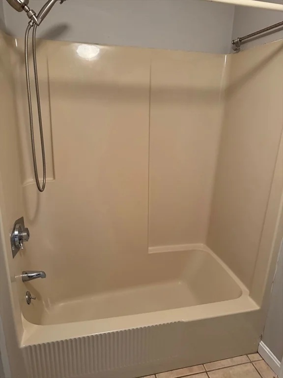 2 bed, 1 bath apartment for rent at 887 Wellman Ave Unit 887, Chelmsford — photo 13 of 17
