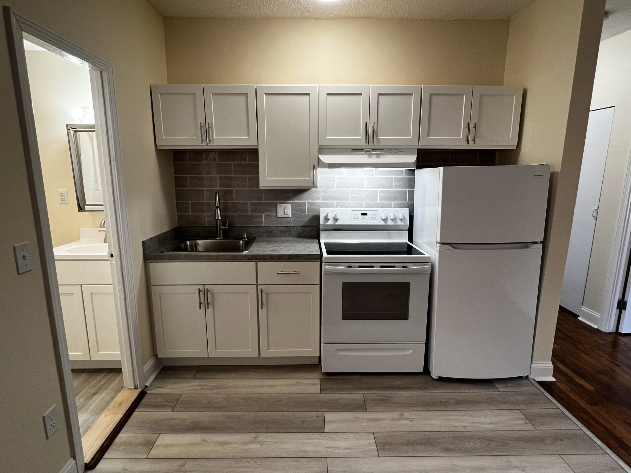 2 bed, 1 bath apartment for rent at 888 Huntington Ave Unit 7, Mission Hill — photo 7 of 7