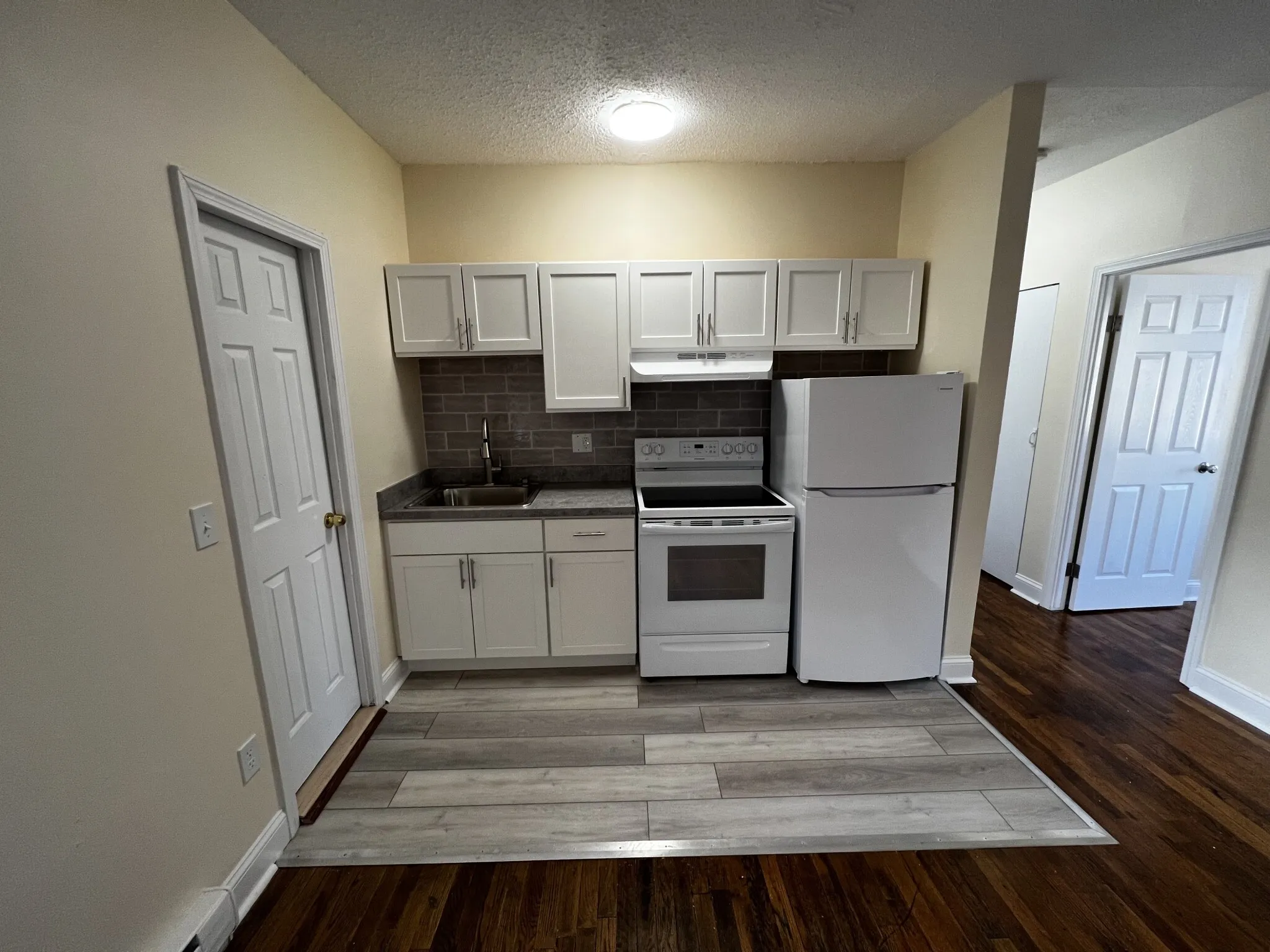 2 bed, 1 bath apartment for rent at 888 Huntington Ave Unit 7, Mission Hill — photo 4 of 7