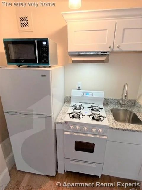 Studio bed, 1 bath apartment for rent at 888 Massachusetts Ave Unit 116, Central Square — photo 15 of 16