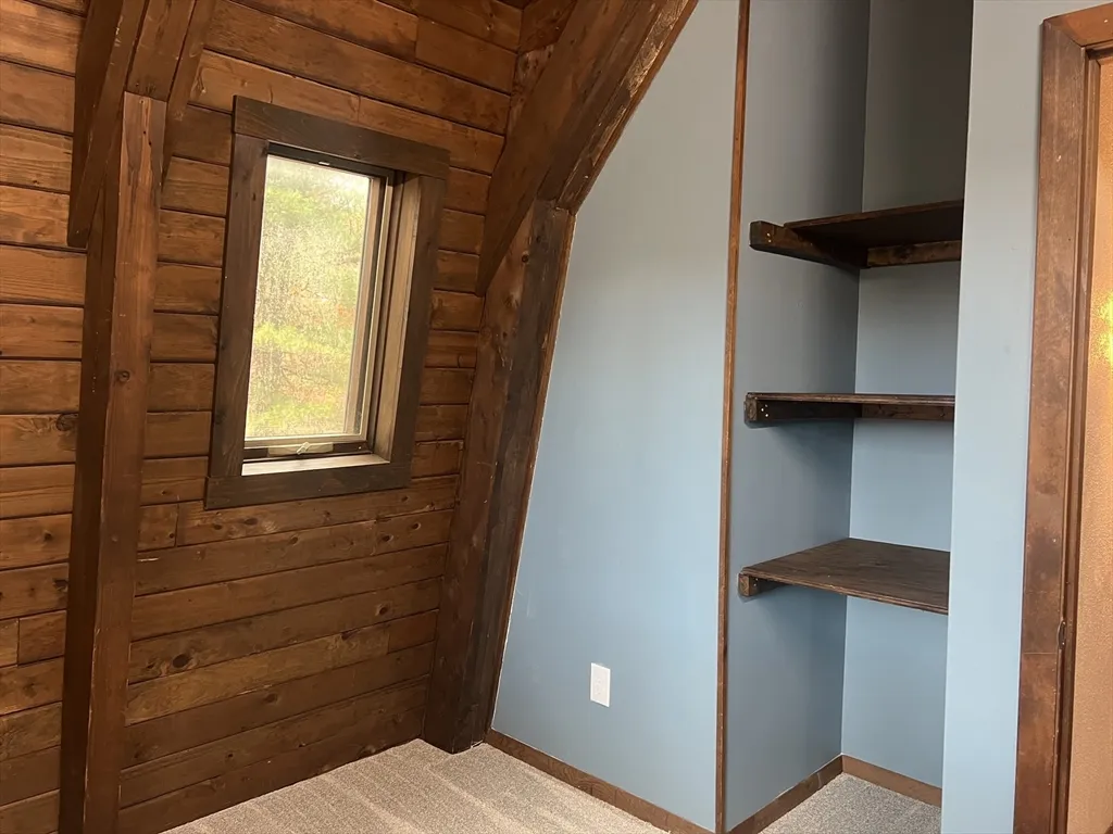 4 bed, 1 bath apartment for rent at 888 Salem St, Groveland — photo 25 of 38
