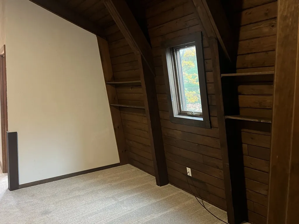 4 bed, 1 bath apartment for rent at 888 Salem St, Groveland — photo 32 of 38