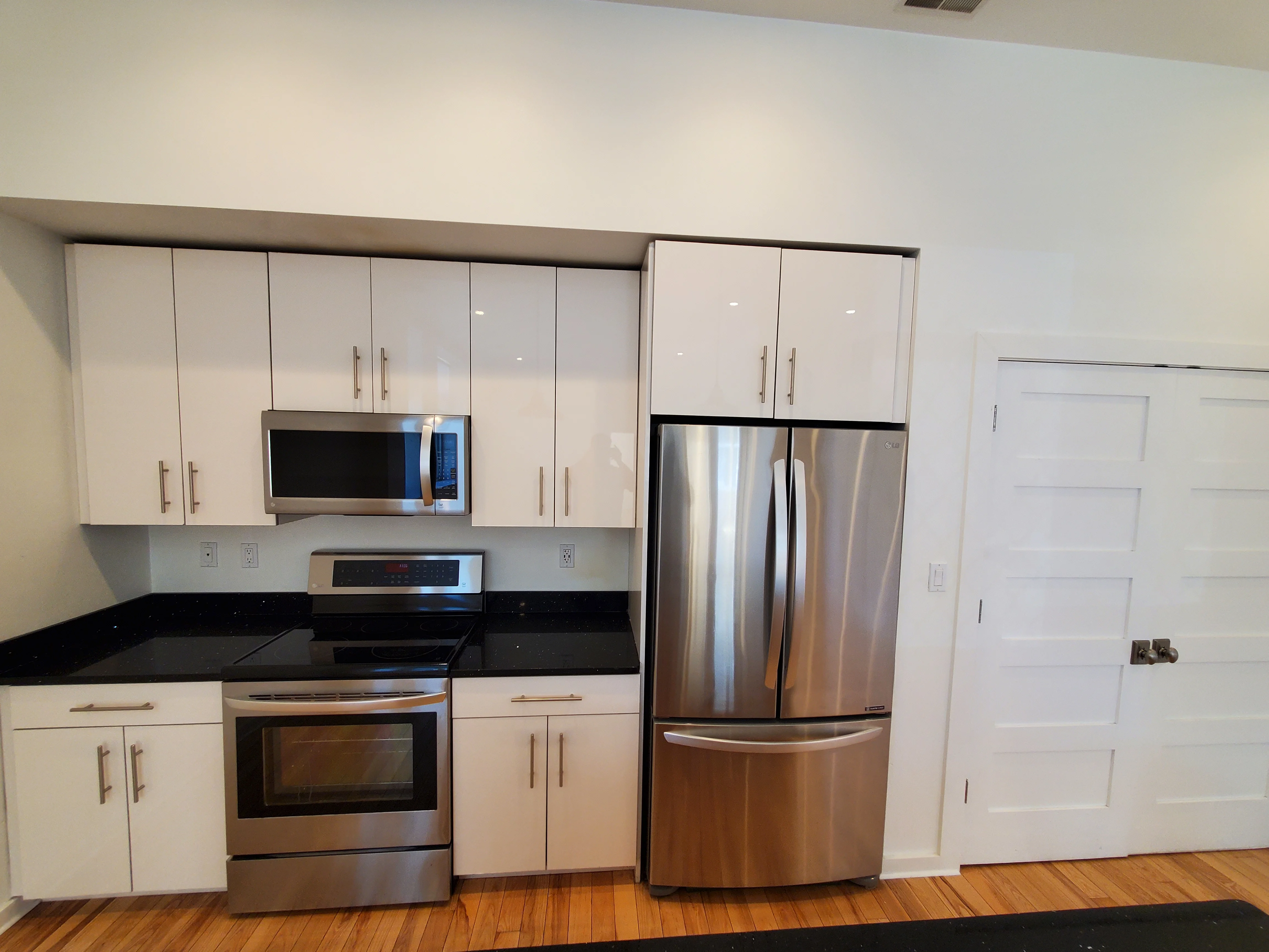 2 bed, 1 bath apartment for rent at 888 Tremont St Unit 4, South End — photo 8 of 24