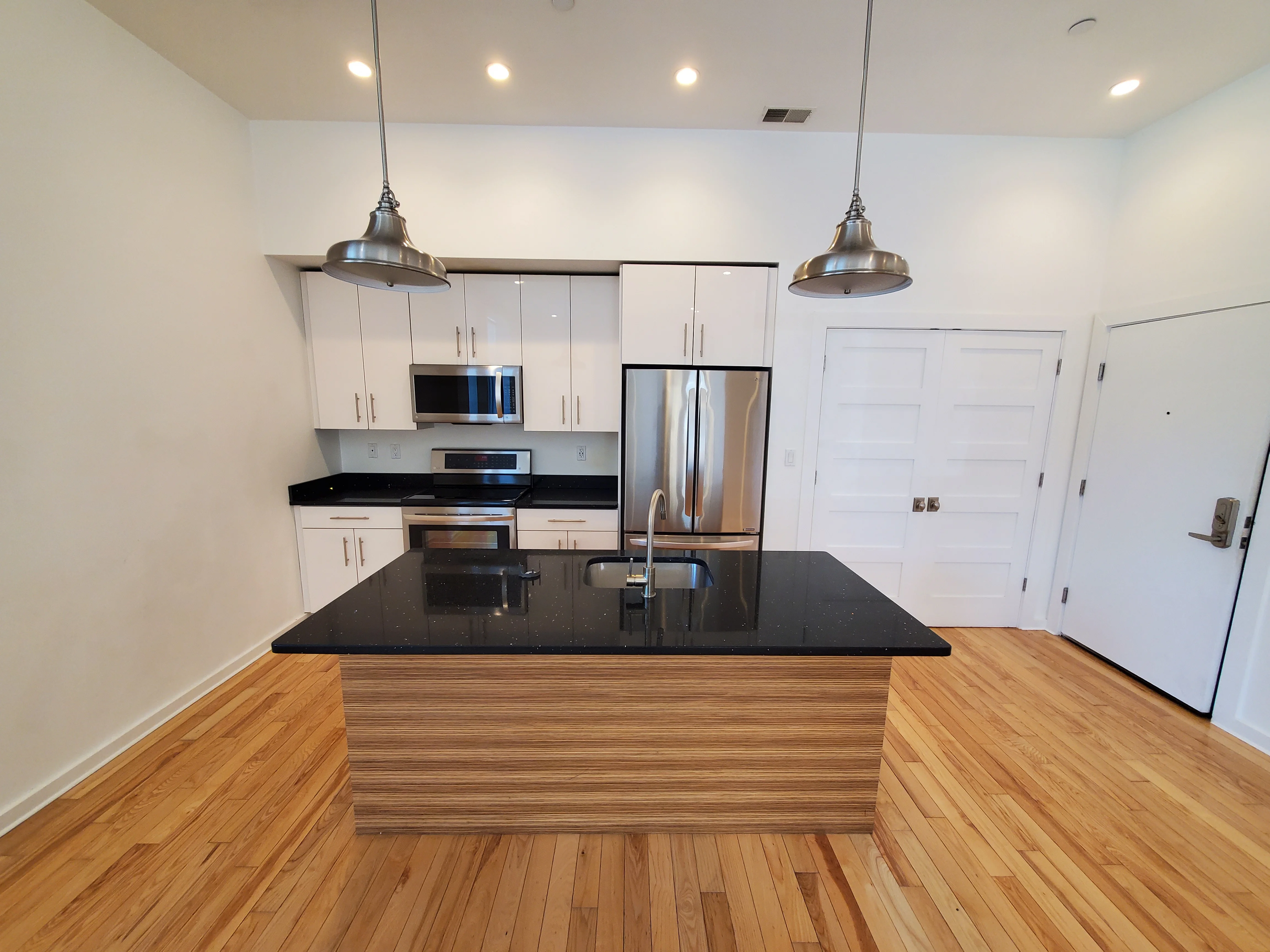 2 bed, 1 bath apartment for rent at 888 Tremont St Unit 4, South End — photo 7 of 24