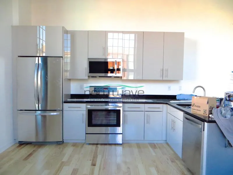 2 bed, 2 bath apartment for rent at 888 Tremont St Unit 5, South End — photo 8 of 12