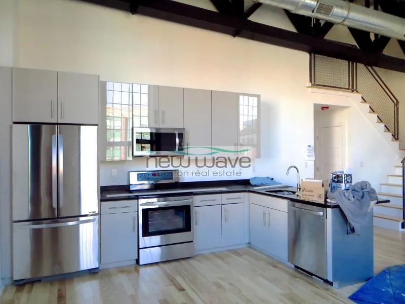 2 bed, 2 bath apartment for rent at 888 Tremont St Unit 5, South End — photo 3 of 12