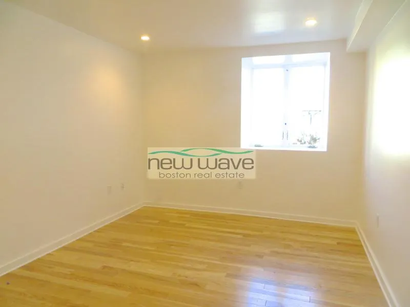 2 bed, 2 bath apartment for rent at 888 Tremont St Unit 5, South End — photo 2 of 12