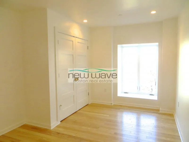 2 bed, 2 bath apartment for rent at 888 Tremont St Unit 5, South End — photo 4 of 12